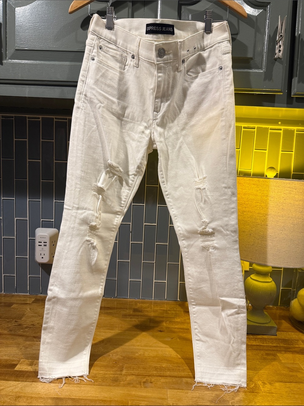 Express 6R cropped leg mid rise